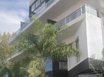 Local comercial · 48m² · 1 Ambiente · 1 Cochera · Local con Cochera en Villa Carlos Paz, Calle Prager