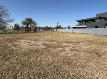 Terreno · 900m² · Excelente Lote a La Venta en Siete Soles Alqarias I