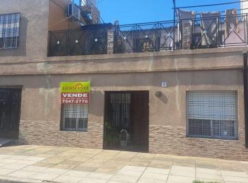 GEP-GEP-1514_2 · Casa 3 Ambientes en 2 Plantas a 5 Cuadras de Plaza San Justo
