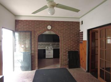 Casa de 7 ambientes, General San Martín · Casa Multifamiliar en Venta en San Andrés Calle Salguero, a 1 Cuadra Plaza Alem