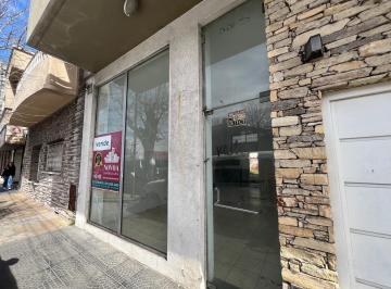 Local comercial · 36m² · 1 Ambiente · Propiedad con Local Comercial y Fondo a La Venta en Avellaneda