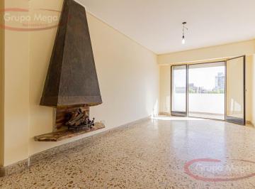 Departamento · 84m² · 4 Ambientes · Excelente Semipiso con Balcón Corrido