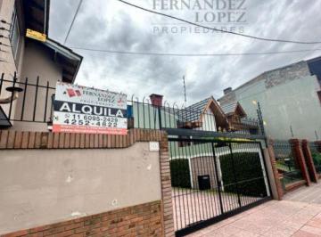 Casa de 3 ambientes, Quilmes · Excelente Duplex 3 Ambientes Interno con Entrada Vehicular Semicubierta