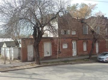 Casa de 4 ambientes, Dumesnil · Oportunidad!