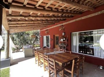 Casa · 700m² · 5 Ambientes · Casa en Santa Barbara - Alquiler Para Verano - 5 Amb - Countrie Cerrado