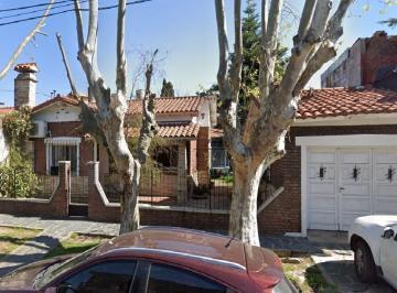 Casa · 130m² · 4 Ambientes · Casa Chalet en Venta en General Pacheco, Tigre, G. B. a. Zona Norte