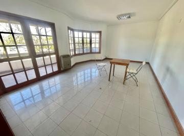 Departamento de 5 ambientes, Vicente López · Depto de 4 Amb. Balcón Grande. Buen Acceso y Prox. Unicenter