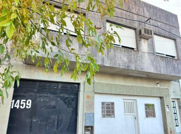 Casa · 377m² · 4 Ambientes · 8 Cocheras · Casa Galpon Local en Casco Urbano - La Plata 70 Entre 24 y 25