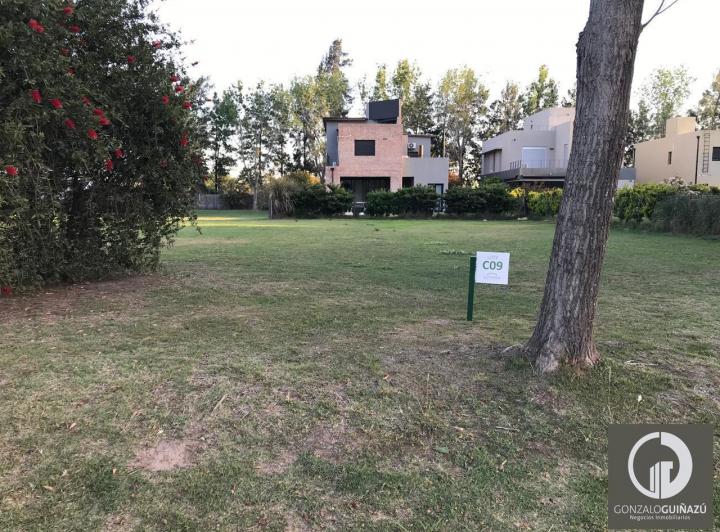 Terreno · 450m²