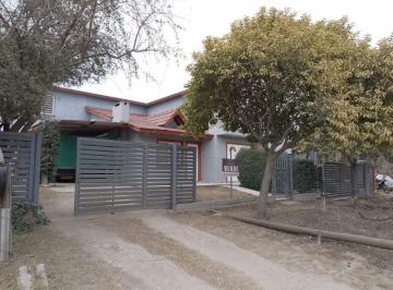 Casa de 5 ambientes, Tanti · Casa en Venta Parador Tanti de 2 Plantas con 4 Dorm.