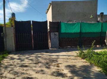 Casa · 250m² · 3 Ambientes · 1 Cochera · Casa en Venta Punta Lara