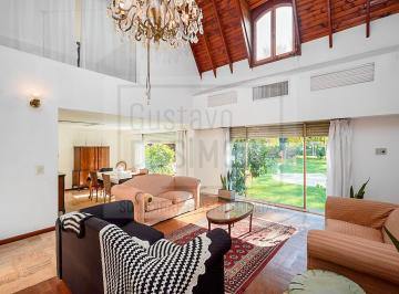 Casa · 608m² · 7 Ambientes · 3 Cocheras · Casa / Venta / El Triángulo / Don Torcuato / Financiación