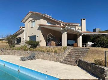 Casa · 650m² · 4 Ambientes · 2 Cocheras · Casa en Venta Estancia Q2 - Mejor Propiedad - Vista Panoramica