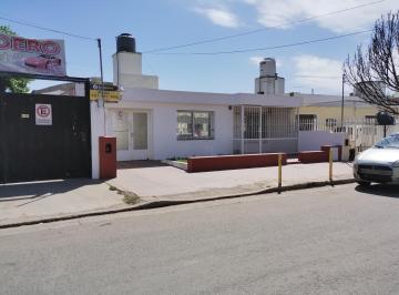 Casa de 6 ambientes, Córdoba · Casa con Galpón Barrio Matienzo Oportunidad