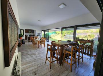 Casa · 450m² · 11 Ambientes · 3 Cocheras · Casa en La Rufina Zona Baja 4 Dorm. Una Planta Dependencia