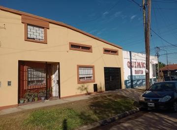 PH · 350m² · 6 Ambientes · 2 Cocheras · Venta en Block Locales + Viviendas Merlo Sur