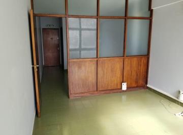 Oficina comercial de 2 ambientes, General San Martín · Oficina a Media Cuadra de La Plaza - Centro de San Martin