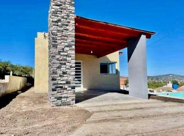 PH · 65m² · 3 Ambientes · 1 Cochera · Casa PH Venta, a Estrenar, 2 Dorm., Pileta. Santa Cruz del Lago, Carlos Paz