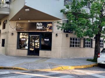 Local comercial · 94m² · Increible Esquina, Super Oportunidad!