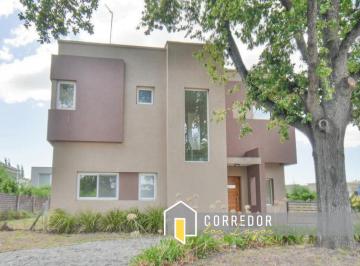 Casa · 618m² · 5 Ambientes · 2 Cocheras · Venta, Casa, Fincas de Hudson