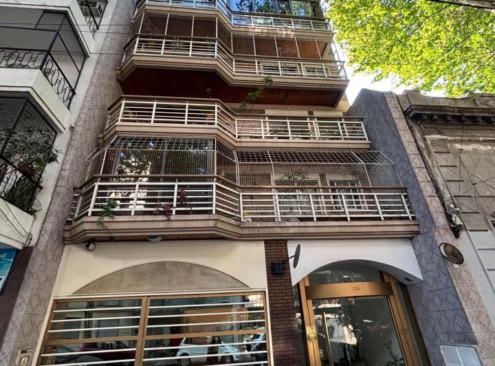 Departamento · 98m² · 4 Ambientes · 1 Cochera