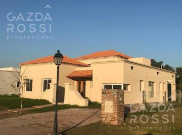 Casa · 700m² · 4 Ambientes · Excelente Propiedad Estilo Mexicano en Barrio Privado Santa Juana