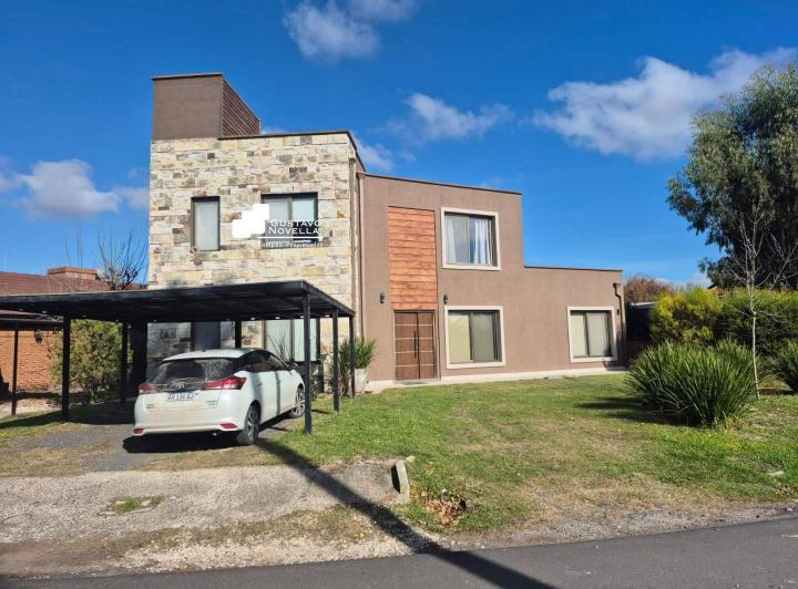 Casa · 258m² · 5 Ambientes