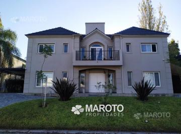 Casa · 330m² · 6 Ambientes · Casa en Venta en Barrio Septiembre - Maroto Propiedades