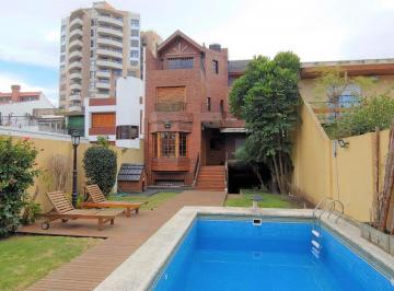 Casa · 590m² · 5 Ambientes · 5 Cocheras · Correa 2600 - Nuñez - Casa Chalet 6amb C/pileta Garage Hab. Servicio Quincho - Excelente Estado!
