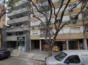 Garage · 8m² · Cochera a La Venta en El Centro de Rosario