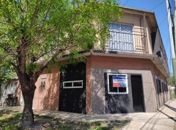 Departamento de 2 ambientes, Almirante Brown · Alquiler de Departamento en Burzaco: 2 Ambientes en Planta Baja