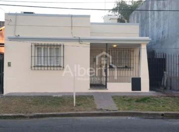 Casa de 3 ambientes, Morón · Venta Casa 3 Ambientes en Castelar.