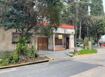 Casa · 3 Ambientes · 1 Cochera · Casa en Temperley