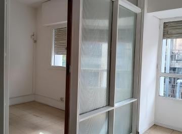 Oficina comercial de 1 ambiente, Córdoba · Oficina Frente a La Bolsa de Comercio