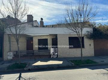 Casa · 135m² · 4 Ambientes · Casa en Venta en Haedo