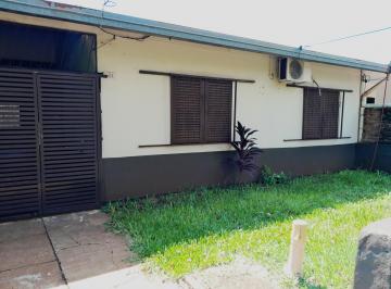 Casa · 140m² · 2 Dormitorios · 1 Cochera · Casa en Posadas
