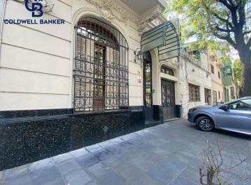 Casa · 270m² · 8 Ambientes · 1 Cochera · Casa en Venta 8 Ambientes en Boedo