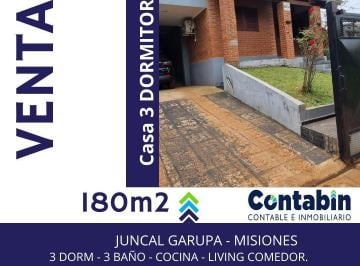 Casa · 180m² · 5 Ambientes · 1 Cochera · Casa en Venta 3 Dorm.