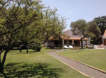 Foto · Casa Quinta Villa Allende Golf 380 m² Cub 2408 m² Totales