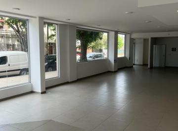 Local comercial · 174m² · 1 Ambiente · Local en Villa Lugano