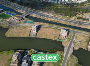 Terreno · 875m² · Lote a La Laguna Central de Nordelta, Barrio Los Puentes. Doble Espejo de Agua
