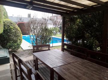 Departamento de 3 ambientes, Pilar · Departamento de 3 Ambientes en Duplex con Terraza Propia y Piscina, Pilar Centro