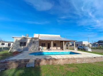 Casa de 2 ambientes, Cañuelas · Casa con Pileta en Venta en Cañuelas