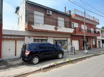 Casa · 126m² · 6 Ambientes · 1 Cochera · Casa en Gregorio de Laferrere
