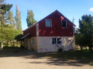 Campo · 450m² · 2 Dormitorios · Campo en Esquel - 2.500 Has - Rn 40