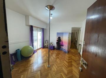 Departamento de 2 ambientes, Almagro · Av Belgrano 3200 / Caba / Departamento 2 Ambientes Excelente Estado U$s 69.000