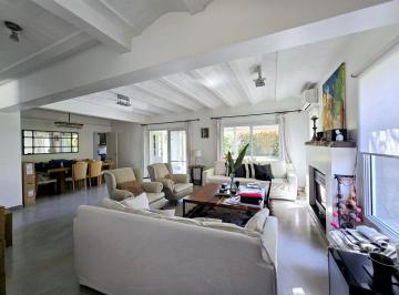 AMN-AMN-3163_2 · Casa en Venta en Santa Maria de Los Olivos