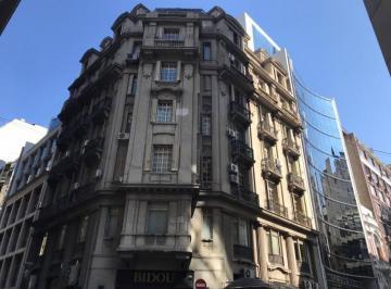 Oficina comercial · 262m² · Oficina en Esquina en Edificio Antiguo de Categoria