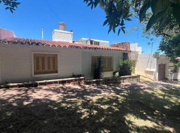 DIS-DIS-128_2 · Casa en Remodelacion en Venta - Gral Paz