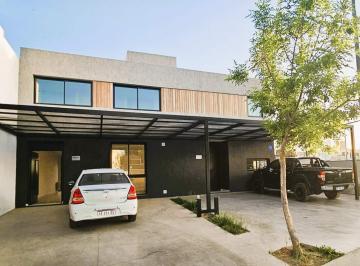 Foto · Excelente Dúplex de Categoría en Chacras del Norte 2